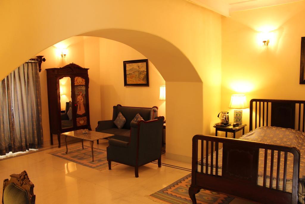 Brijraj Bhawan Palace Hotel Kota  Bagian luar foto